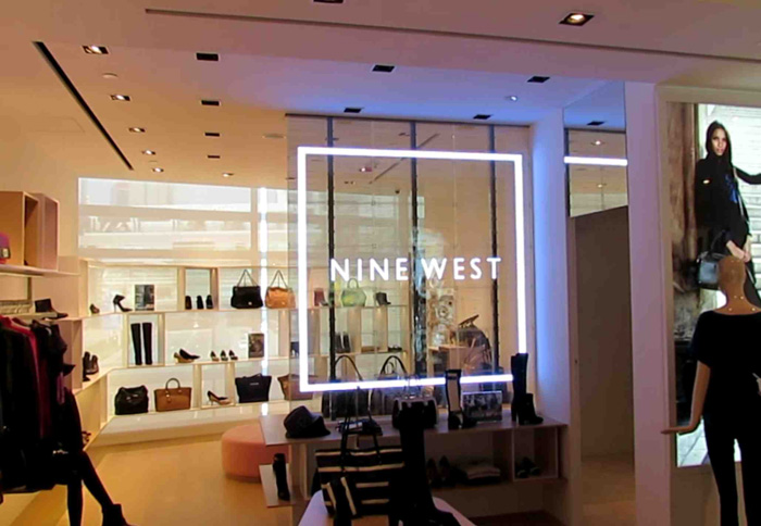 商場(chǎng)P6.25LED透明顯示屏